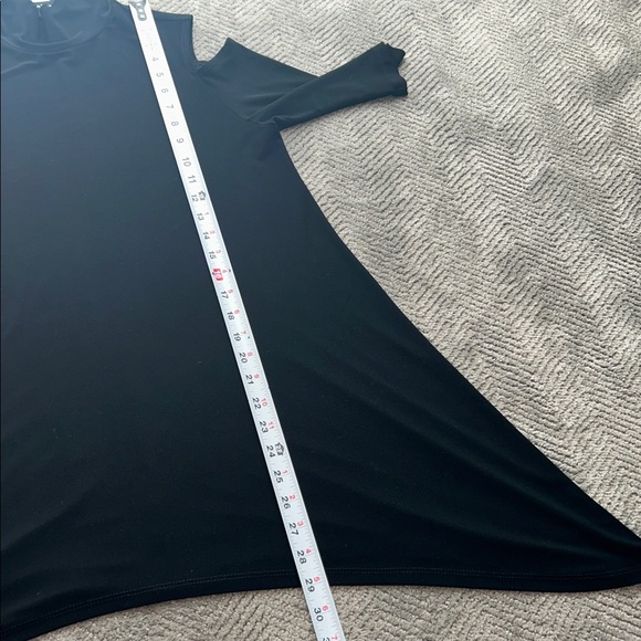 Joseph Ribkoff Black Cold Shoulder Mock, Neck Tunic,Size 8 - Picture 6 of 10
